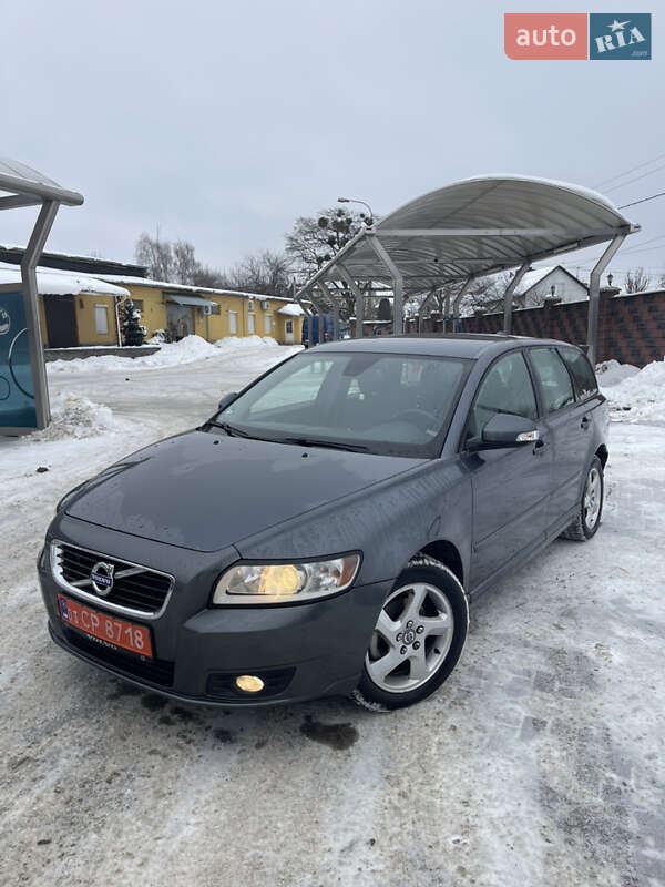 Универсал Volvo V50 2010 в Ровно