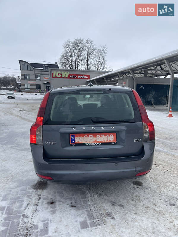 Универсал Volvo V50 2010 в Ровно