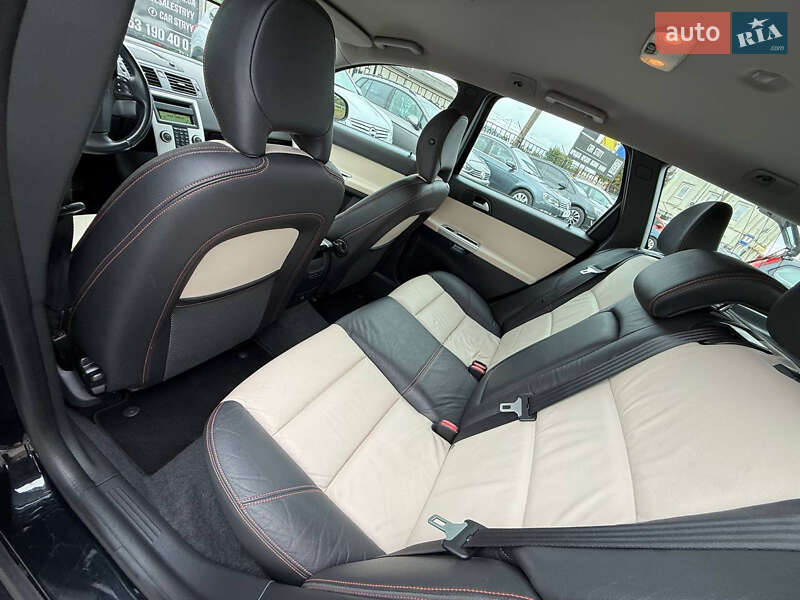 Универсал Volvo V50 2011 в Стрые