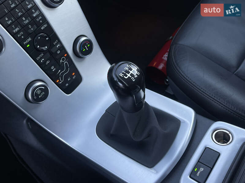 Универсал Volvo V50 2012 в Стрые