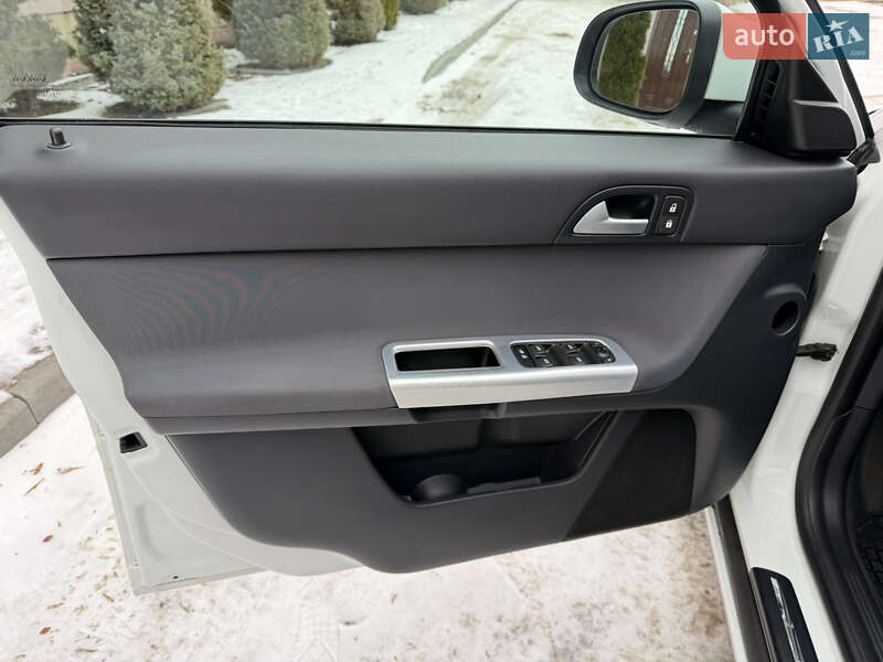 Универсал Volvo V50 2011 в Стрые фото 34 Универсал Volvo V50 2011 в Стрые