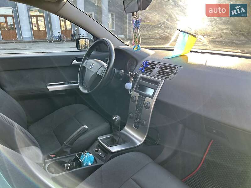 Универсал Volvo V50 2004 в Барановке фото 2 Универсал Volvo V50 2004 в Барановке