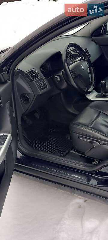 Универсал Volvo V50 2010 в Сарнах