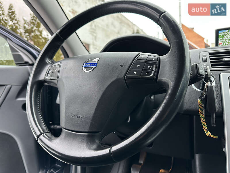 Универсал Volvo V50 2012 в Стрые фото 71 Универсал Volvo V50 2012 в Стрые