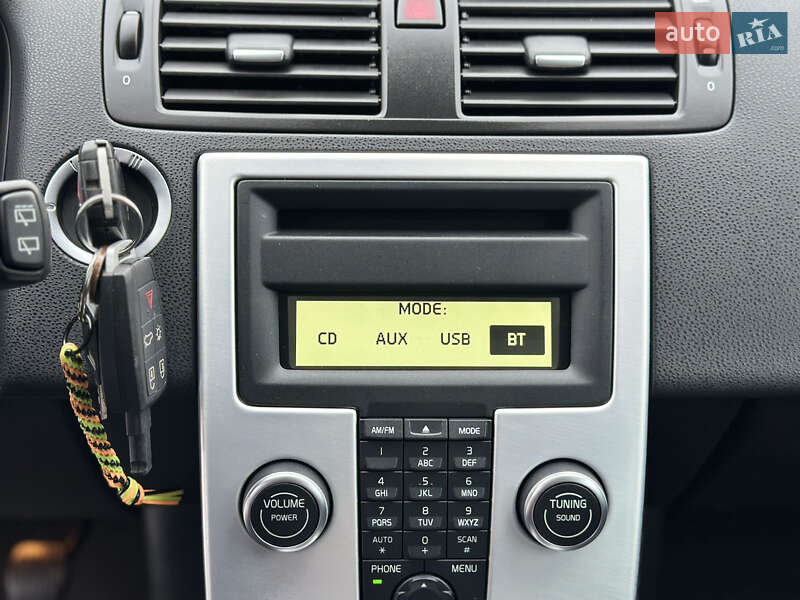 Универсал Volvo V50 2012 в Стрые фото 77 Универсал Volvo V50 2012 в Стрые