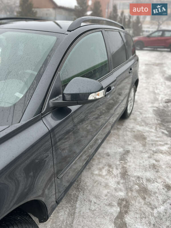 Универсал Volvo V50 2010 в Ивано-Франковске