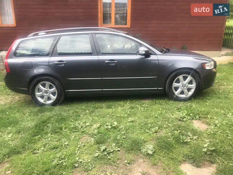 Volvo V50 2010