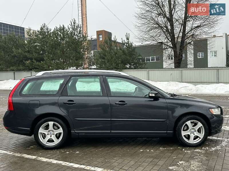Універсал Volvo V50 2009 в Луцьку