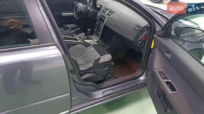 Универсал Volvo V50 2008 в Житомире