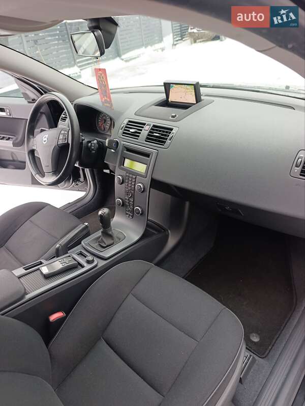 Универсал Volvo V50 2011 в Луцке