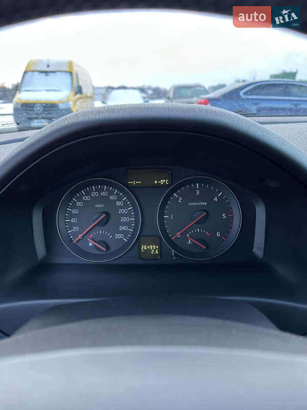 Універсал Volvo V50 2012 в Рівному