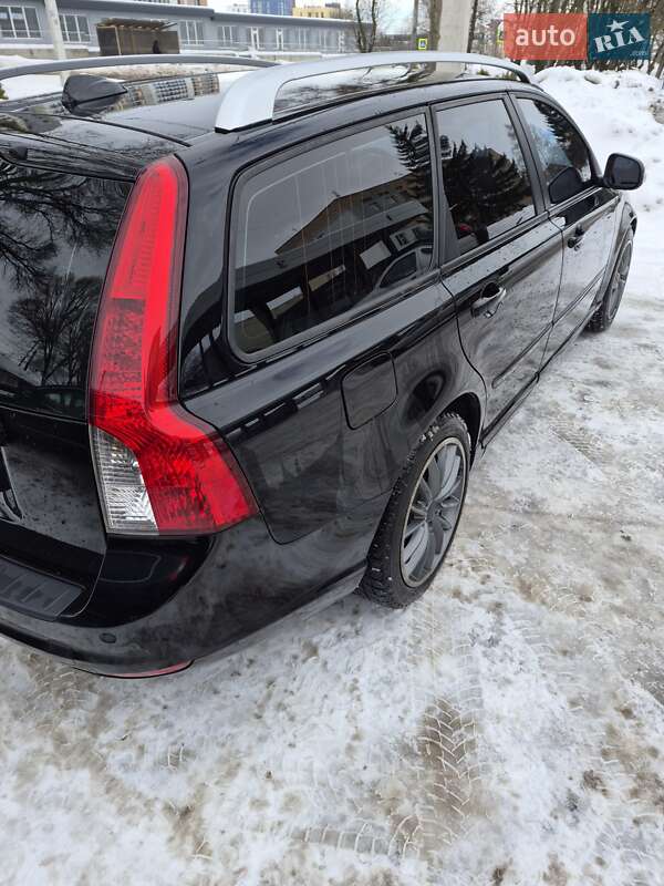 Универсал Volvo V50 2012 в Тернополе фото 4 Универсал Volvo V50 2012 в Тернополе