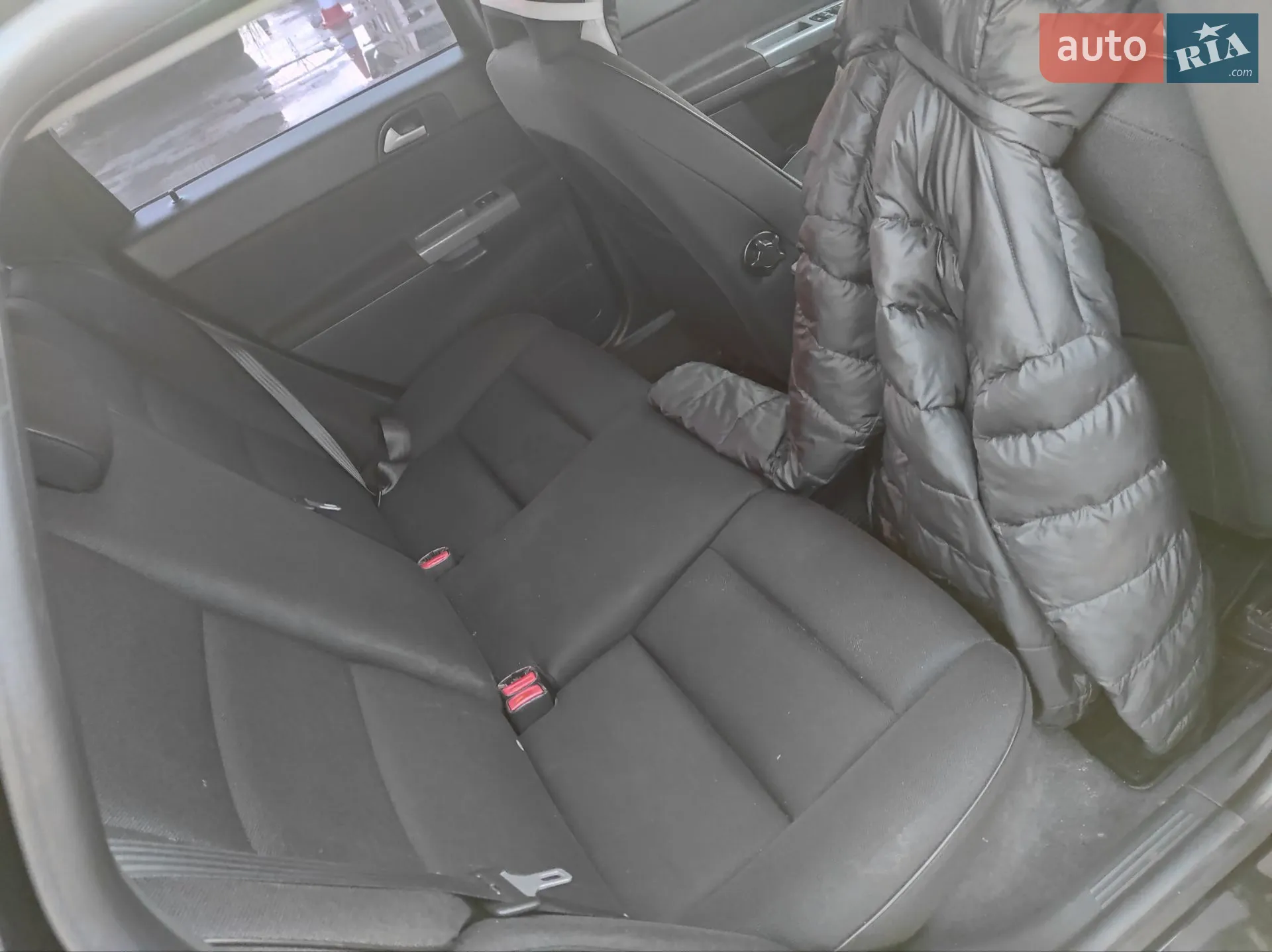 2010 Volvo V50 - мініатюра 13