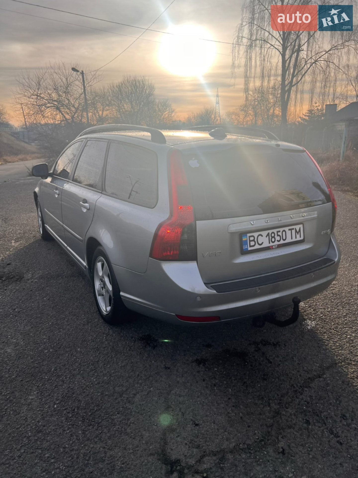 2011 Volvo V50 - мініатюра 10