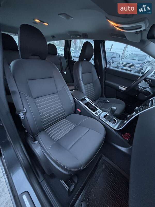 Универсал Volvo V50 2012 в Белогородке