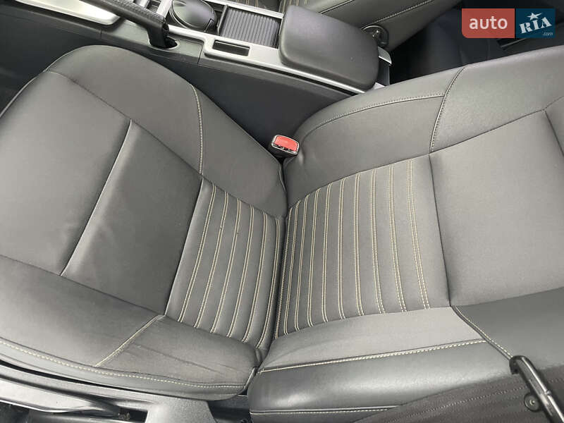 Универсал Volvo V50 2010 в Львове