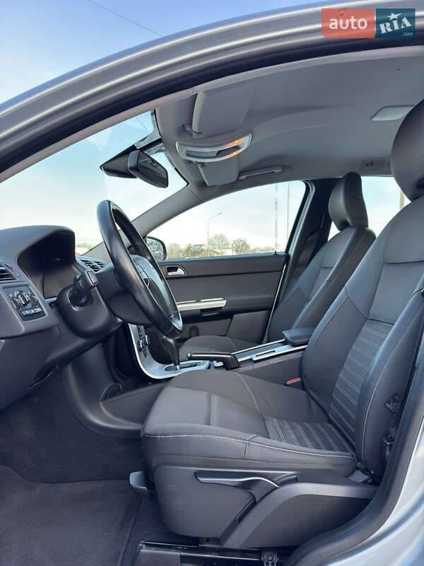 Универсал Volvo V50 2010 в Луцке фото 28 Универсал Volvo V50 2010 в Луцке