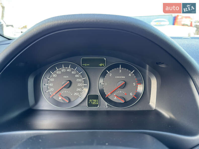 Универсал Volvo V50 2010 в Луцке фото 40 Универсал Volvo V50 2010 в Луцке