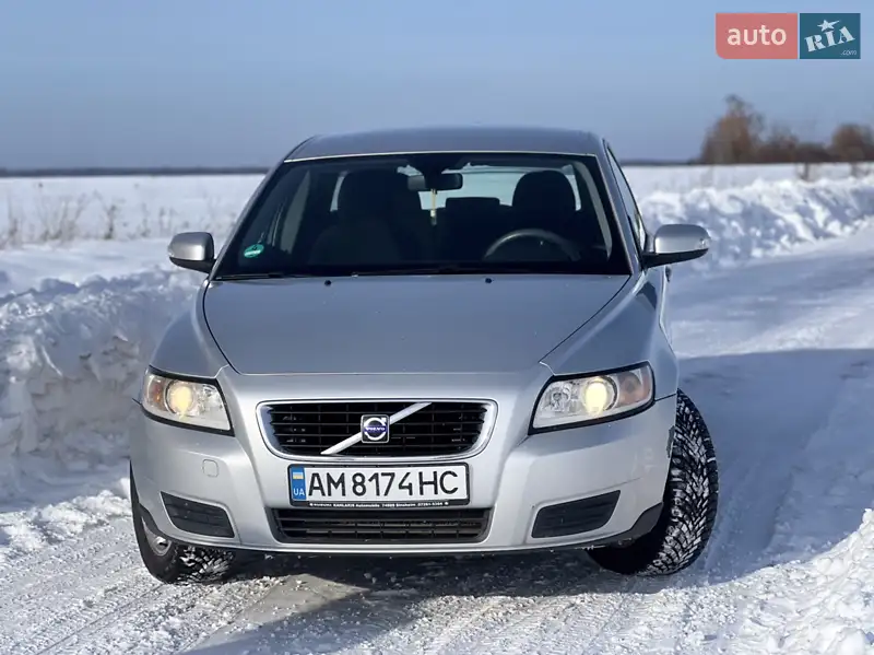 Volvo V50