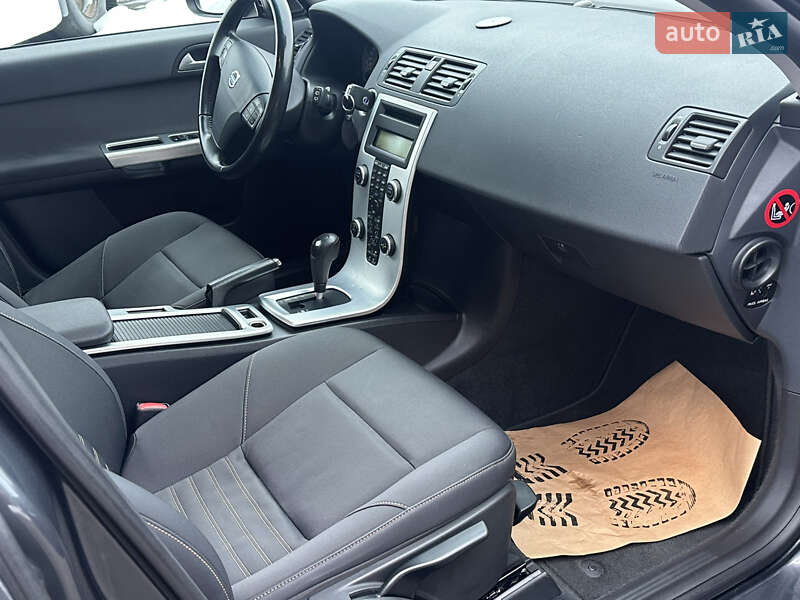 Универсал Volvo V50 2011 в Луцке фото 14 Универсал Volvo V50 2011 в Луцке