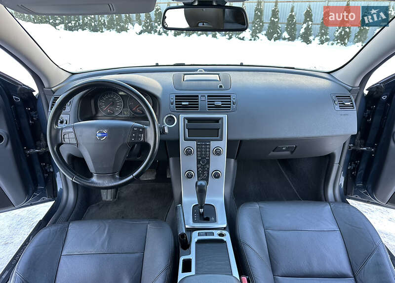 Универсал Volvo V50 2011 в Луцке