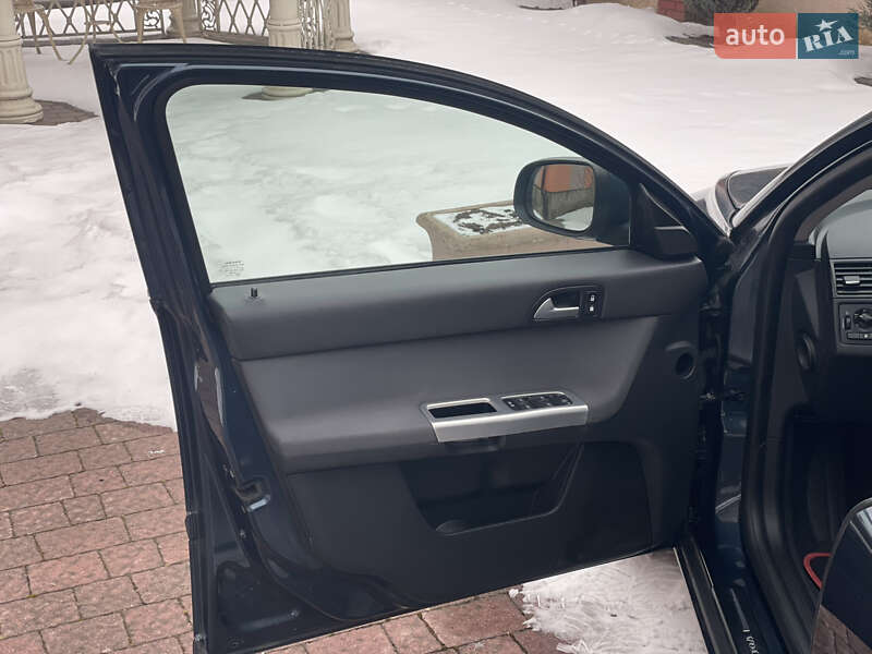 Універсал Volvo V50 2011 в Стрию