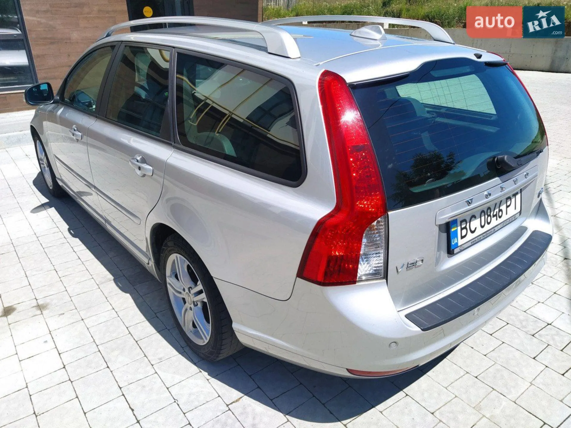 2011 Volvo V50 - мініатюра 10