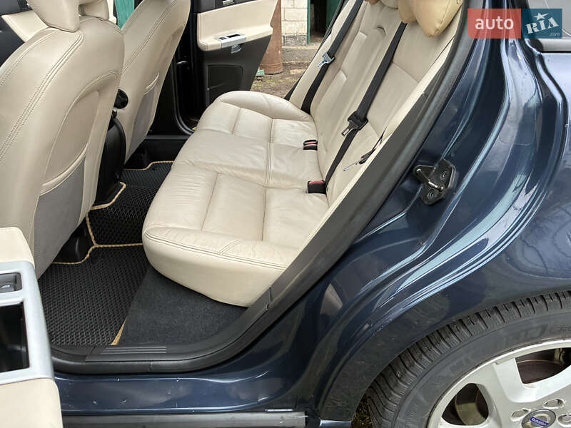 Универсал Volvo V50 2012 в Киеве