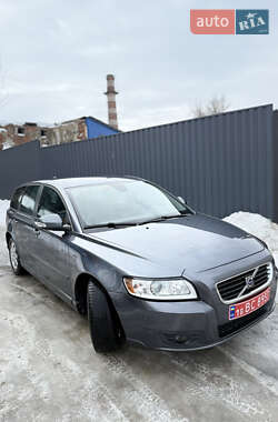 Универсал Volvo V50 2010 в Сумах