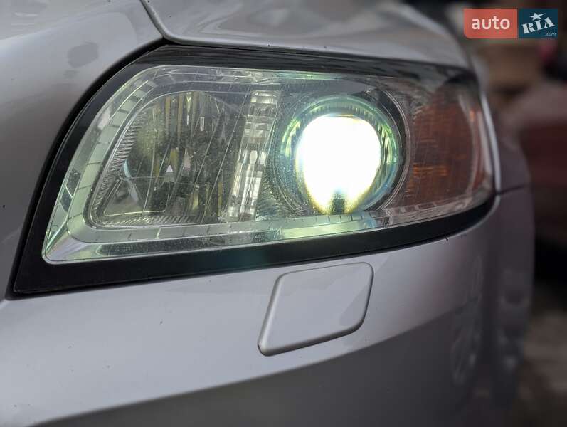 Універсал Volvo V50 2011 в Івано-Франківську