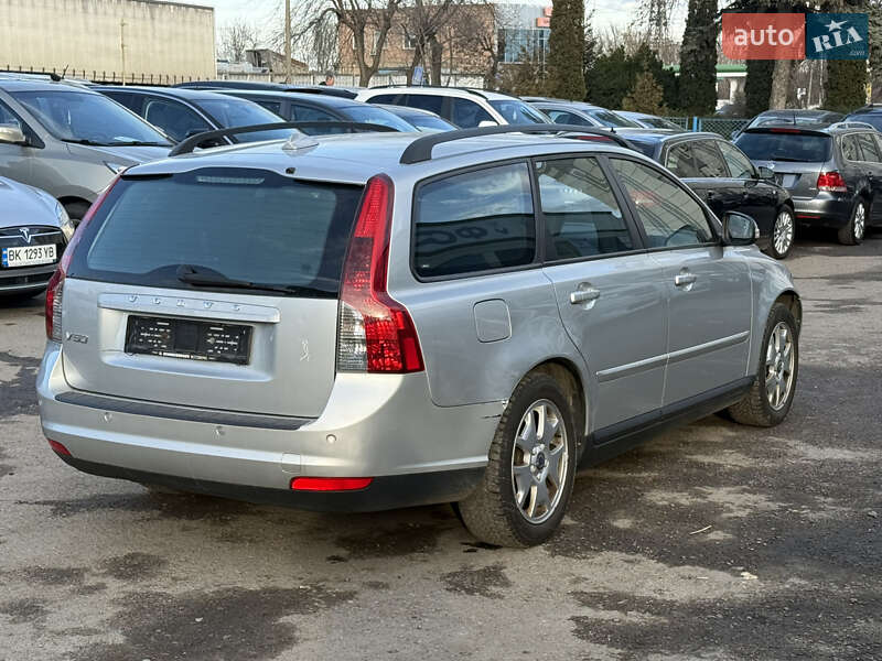 Универсал Volvo V50 2010 в Ровно