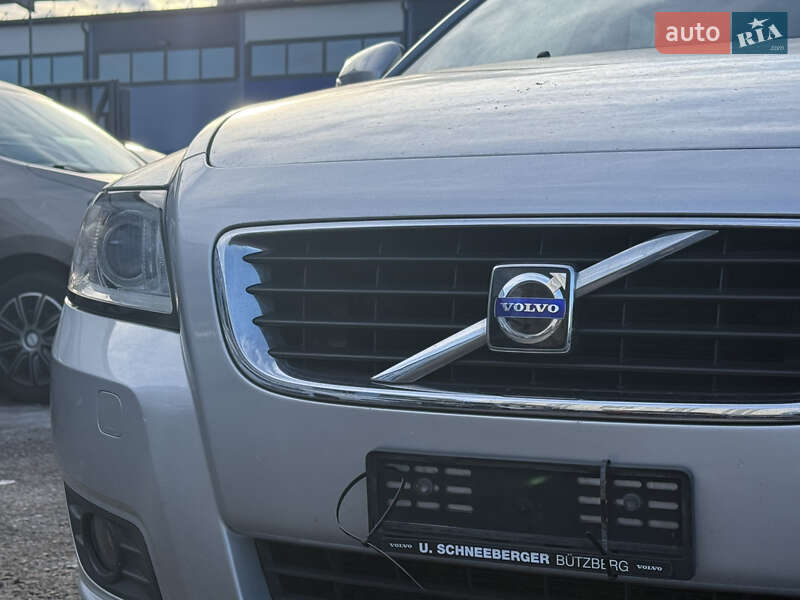 Универсал Volvo V50 2010 в Ровно