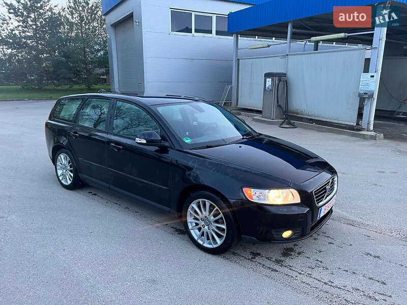 Универсал Volvo V50 2009 в Луцке