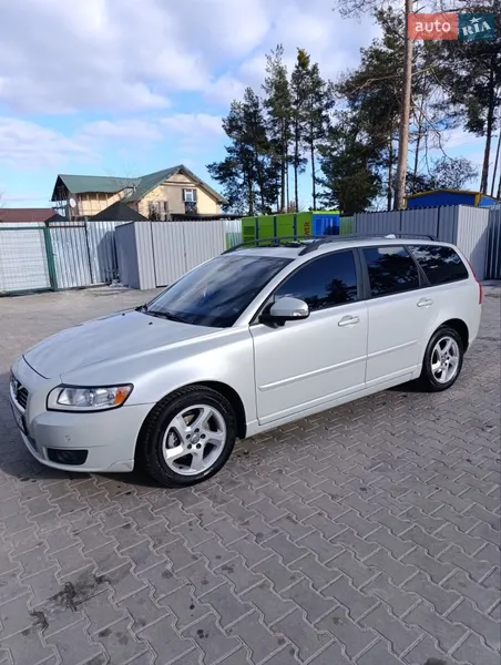 Volvo V50 2011