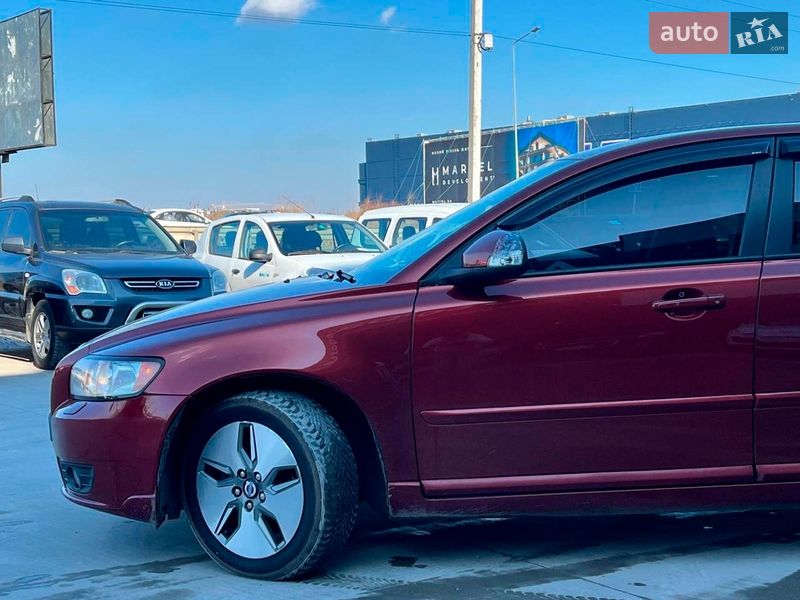 Универсал Volvo V50 2009 в Львове