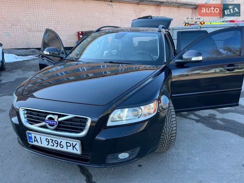 Универсал Volvo V50 2012 в Белой Церкви
