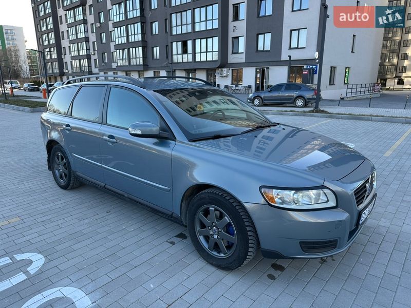 Универсал Volvo V50 2009 в Львове