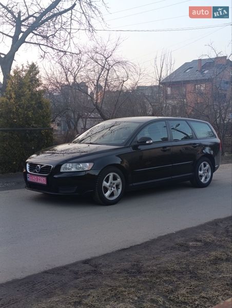 Volvo V50 2011