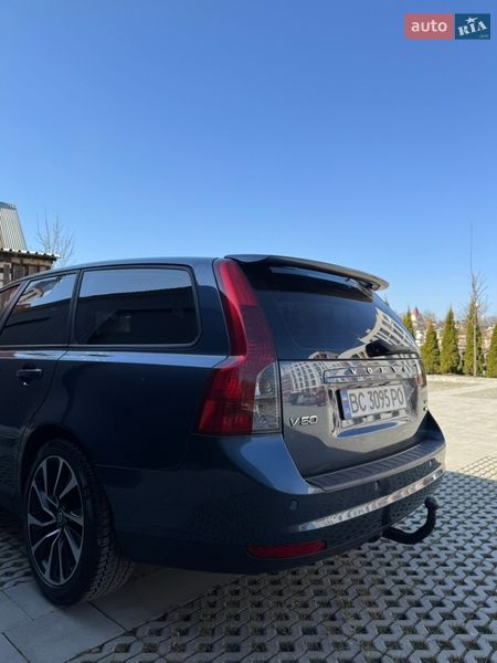 Універсал Volvo V50 2009 в Самборі