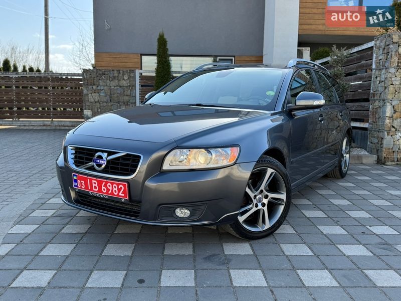 Універсал Volvo V50 2012 в Стрию