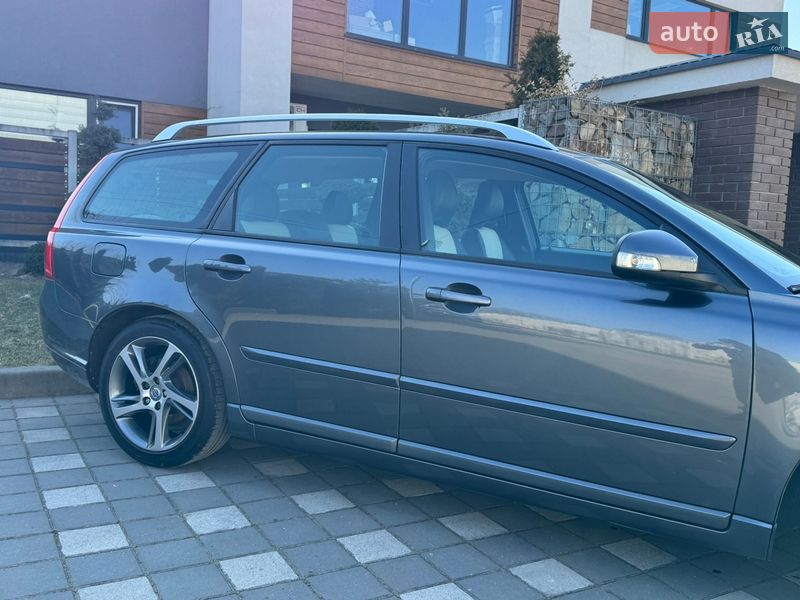 Універсал Volvo V50 2012 в Стрию