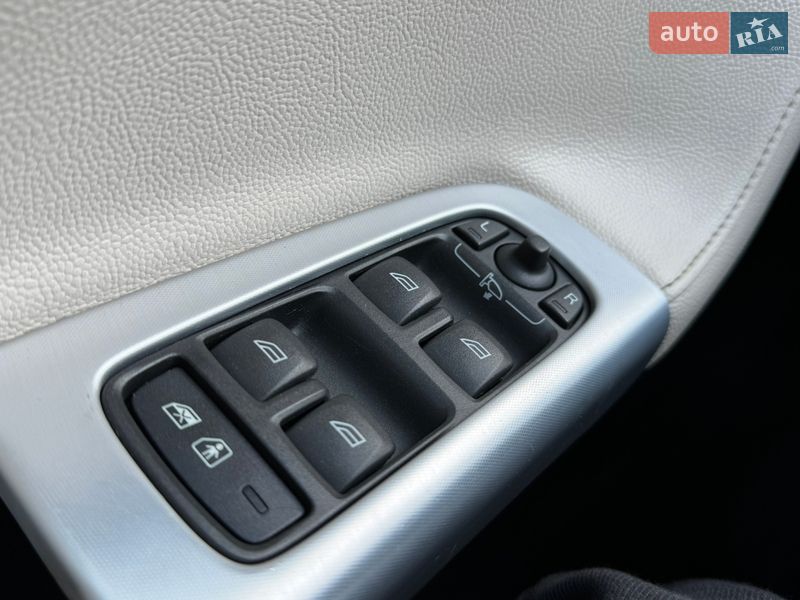 Універсал Volvo V50 2012 в Стрию