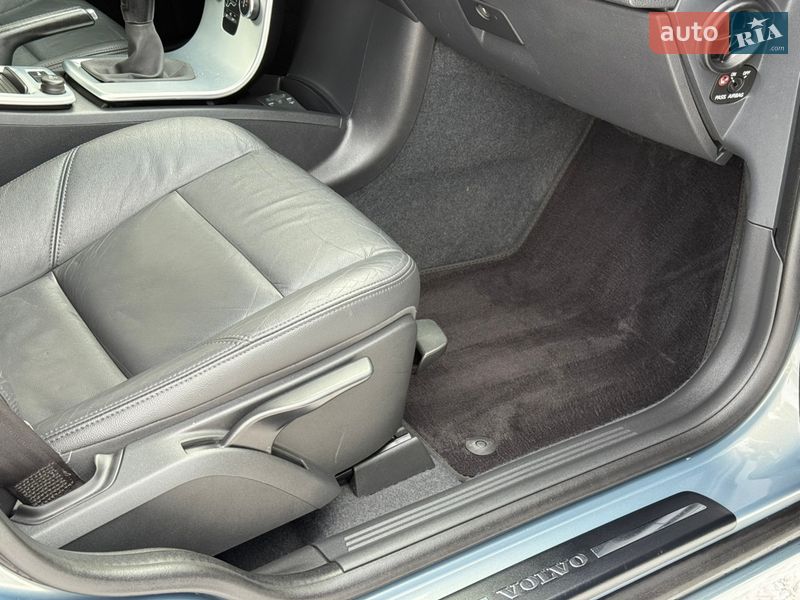 Универсал Volvo V50 2011 в Стрые фото 91 Универсал Volvo V50 2011 в Стрые