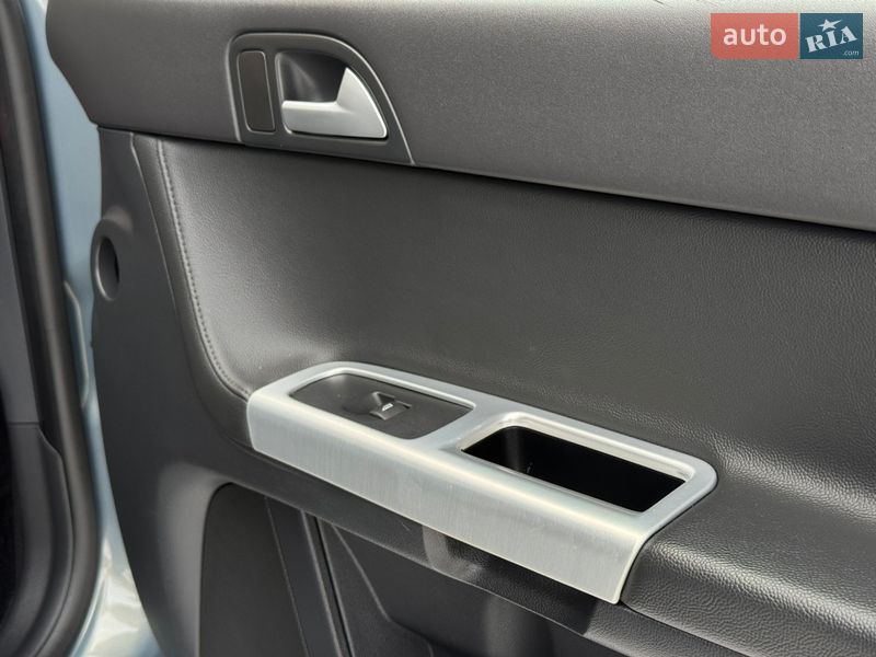 Универсал Volvo V50 2011 в Стрые фото 96 Универсал Volvo V50 2011 в Стрые