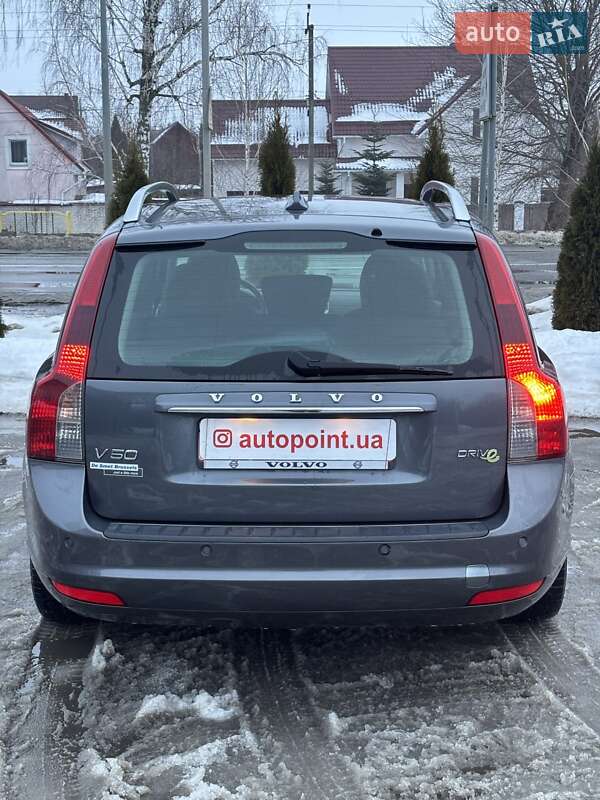 Універсал Volvo V50 2012 в Білогородці