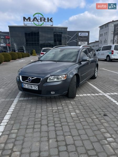 Volvo V50 2011