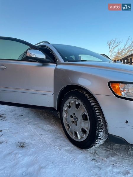 Универсал Volvo V50 2010 в Любешове