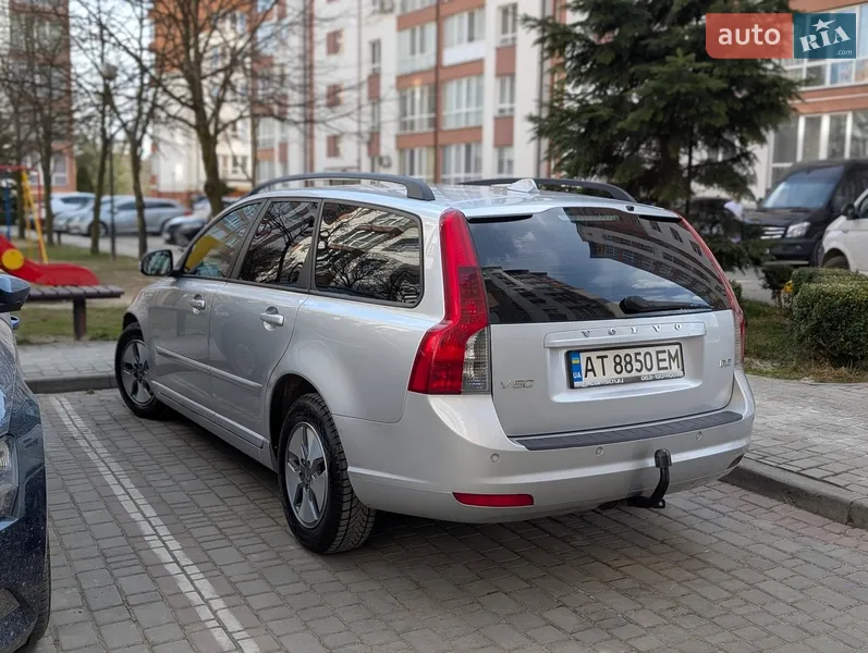 Volvo V50 2011 VIN YV1MW84E1B2625486 фото оголошення 4 з 130