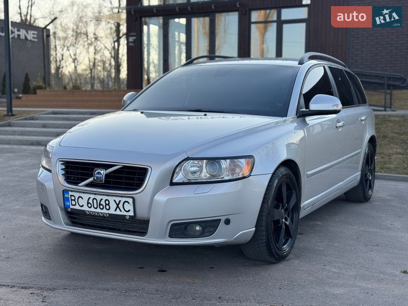 Volvo V50 2010