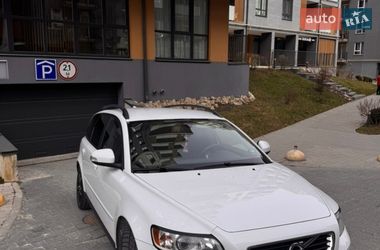 Универсал Volvo V50 2010 в Львове